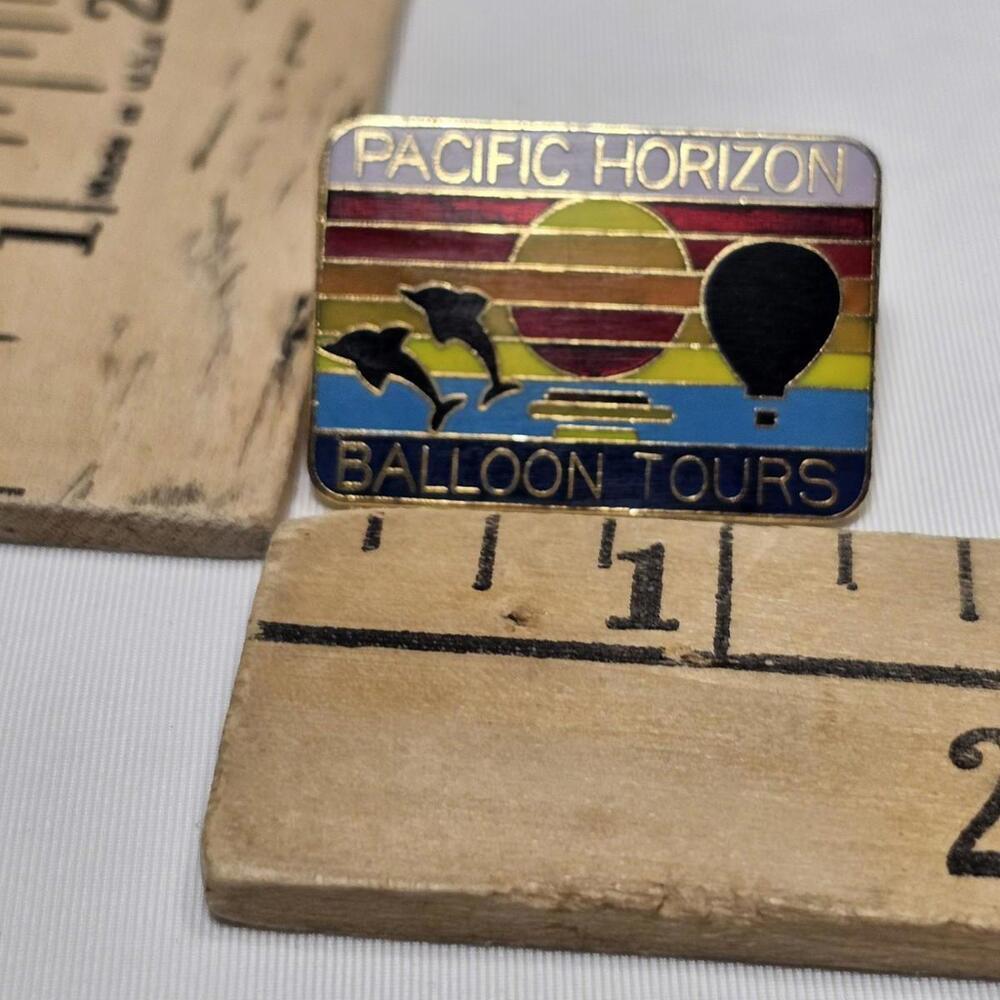 Vtg PACIFIC HORIZON BALLOON TOURS TRAVEL PIN. Hot Air Balloons - Picture 2 of 3
